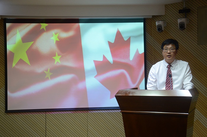 10月17日，王安兴在开学典礼上讲话（海职青年记者团__黄炳蔚摄影）.JPG