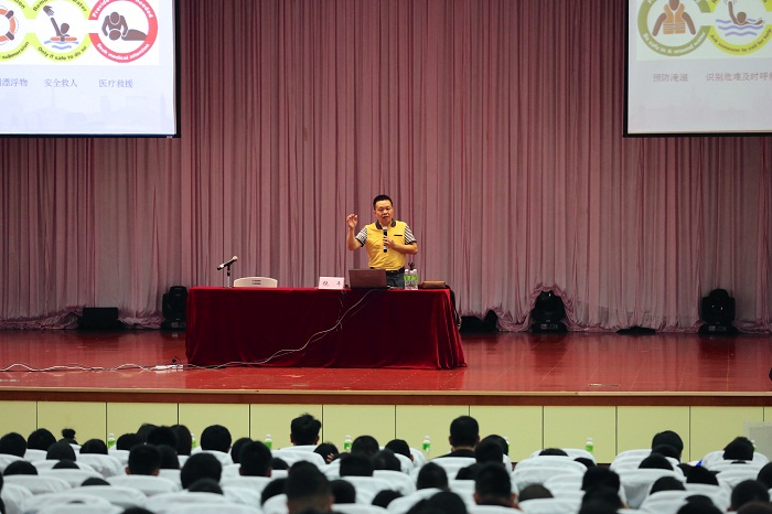讲座现场（学生工作处提供）.jpg